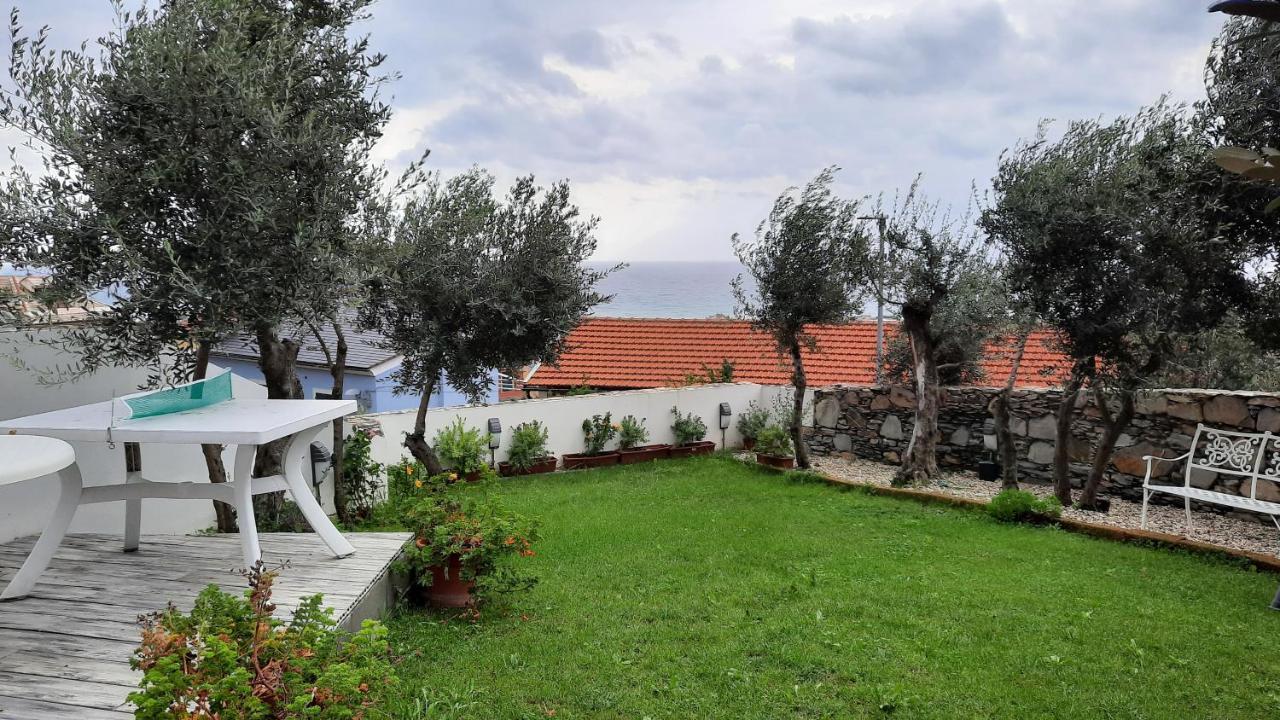 Апартаменты Poggio Degli Ulivi Генуя Экстерьер фото